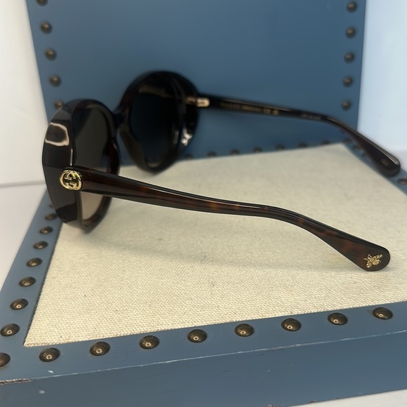 💯 - New Authentic - GUCCI Brown Gradient Oval Sunglasses GG0368S 002 55 - Picture 11 of 16